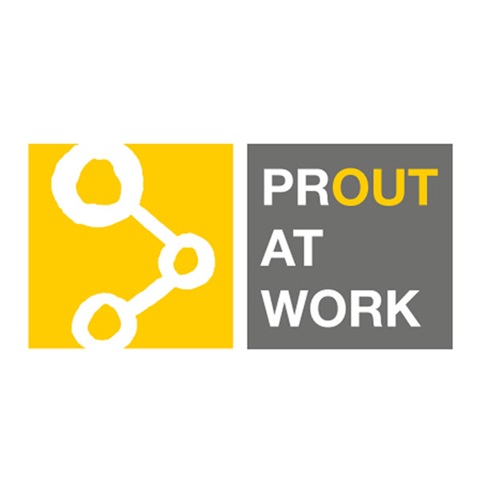 Logo von PrOUT AT WORK, besteht aus einer gelben und grauen Fläche mit grafischen Elementen und Schriftzug.