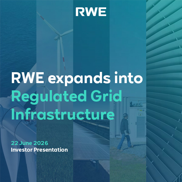 Eine blau-grüne Unternehmensfolie mit vertikalen Fotos erneuerbarer Energien und der Überschrift „RWE expands into Regulated Grid Infrastructure“.