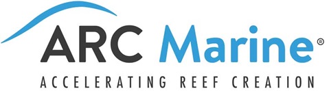 Logo von ARC Marine, das den Slogan 'Accelerating Reef Creation' zeigt.
